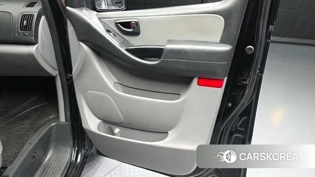 Hyundai The New Grand Starex id 4667449 из Кореи 16
