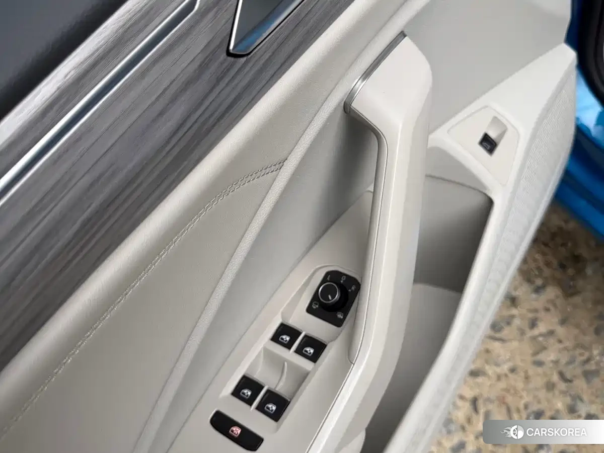 Volkswagen Sagitar id 4545739 из Китая 16