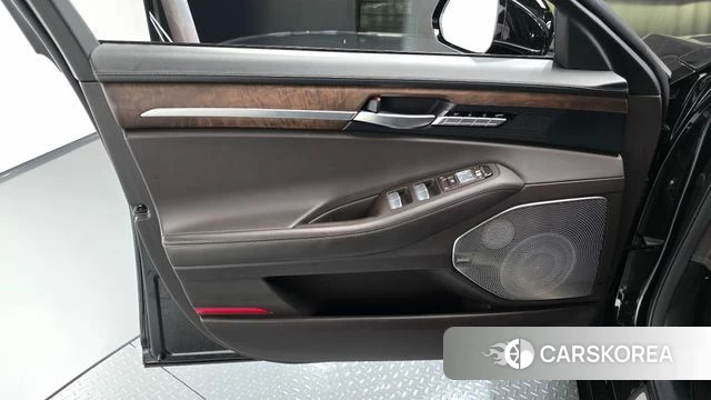 Genesis G90 id 4459322 из Кореи 16
