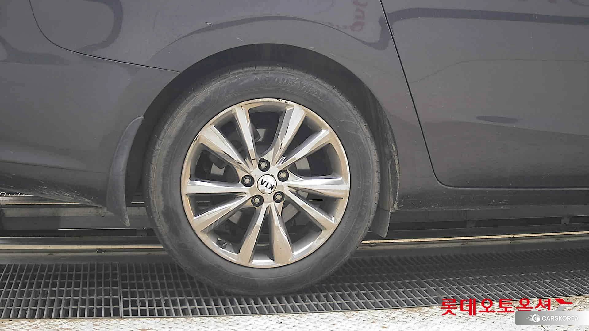 Kia Carnival id 4909241 из Кореи 16