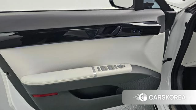 Hyundai Grandeur (GN7) id 4302827 из Кореи 16