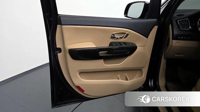 Kia The New Carnival id 4429873 из Кореи 16