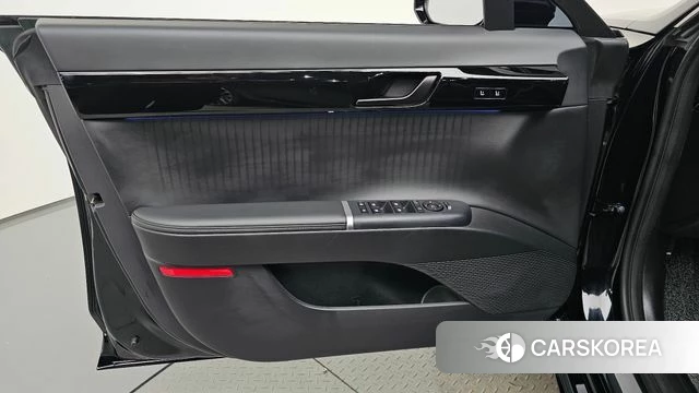 Hyundai Grandeur Hybrid (GN7) id 4715621 из Кореи 16