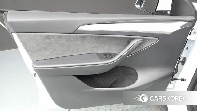 Tesla Model Y id 4442553 из Кореи 16