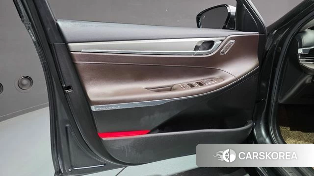 Hyundai The New Grandeur IG Hybrid id 4769756 из Кореи 16