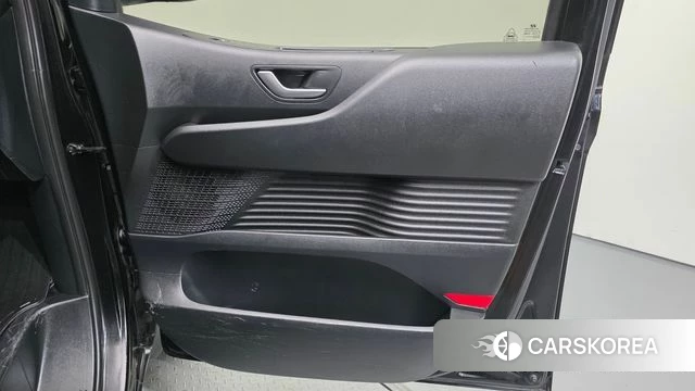 Hyundai Staria id 4396489 из Кореи 16