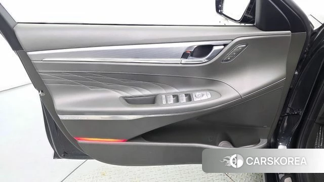 Hyundai The New Grandeur IG Hybrid id 4779935 из Кореи 16