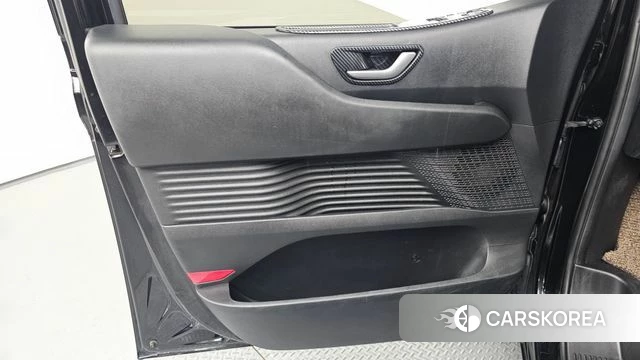 Hyundai Staria id 4618164 из Кореи 16