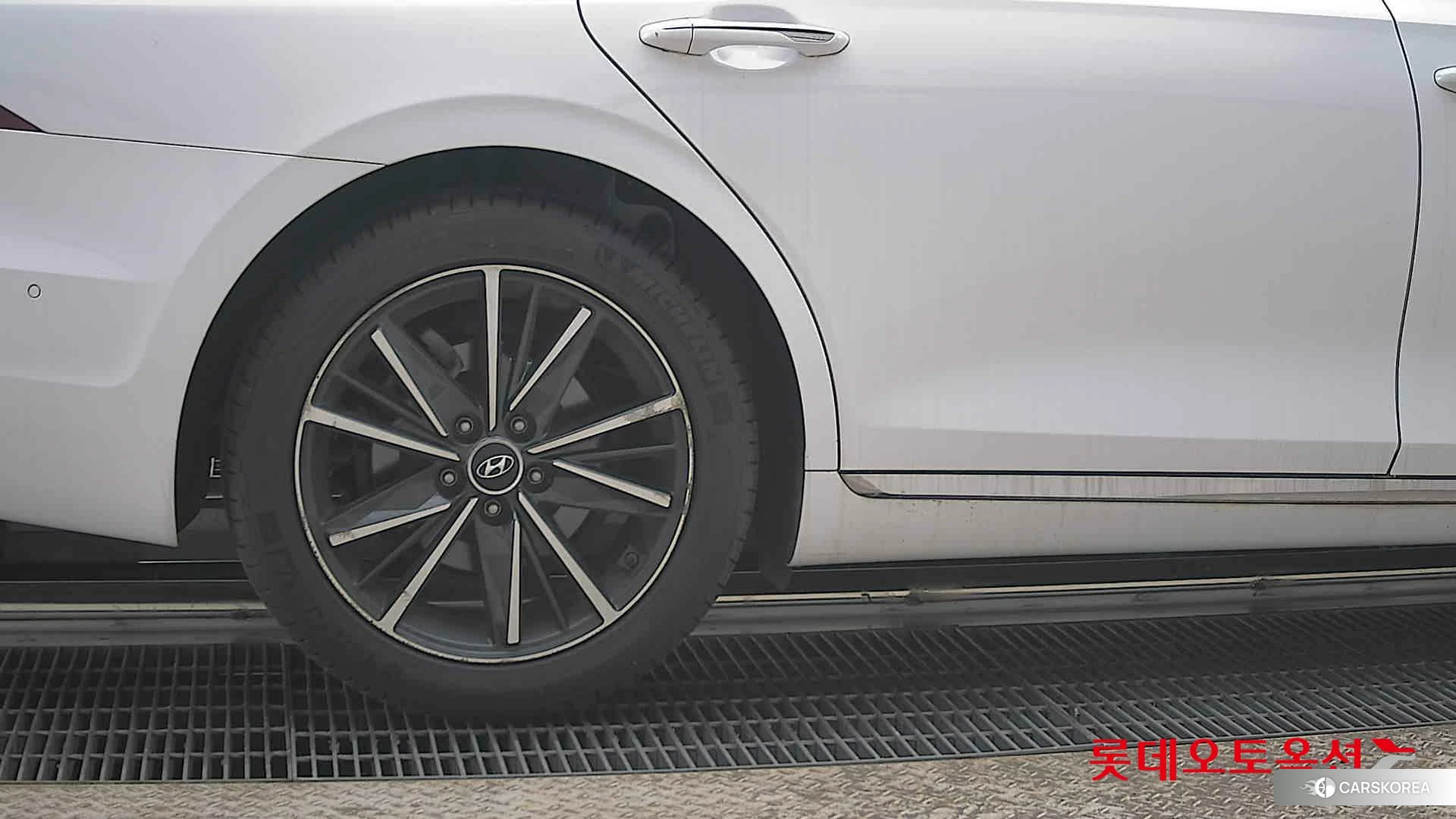 Hyundai Grandeur id 3888366 из Кореи 16