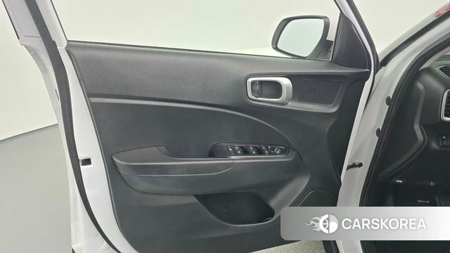 Hyundai Venue id 4500776 из Кореи 16