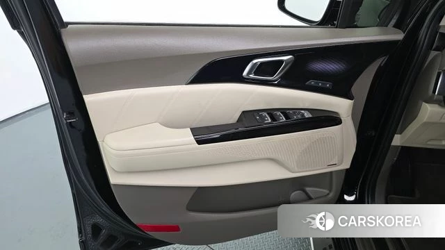 Kia Carnival 4th generation id 4195616 из Кореи 16