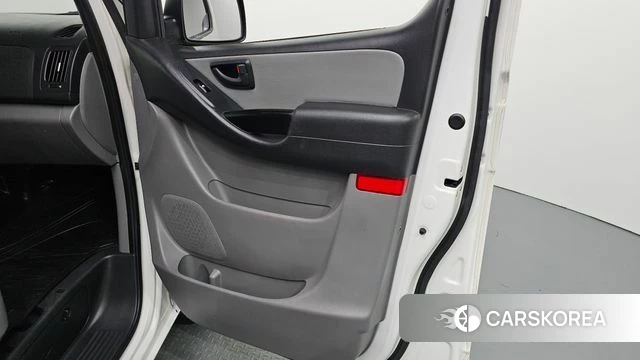 Hyundai The New Grand Starex id 4430046 из Кореи 16