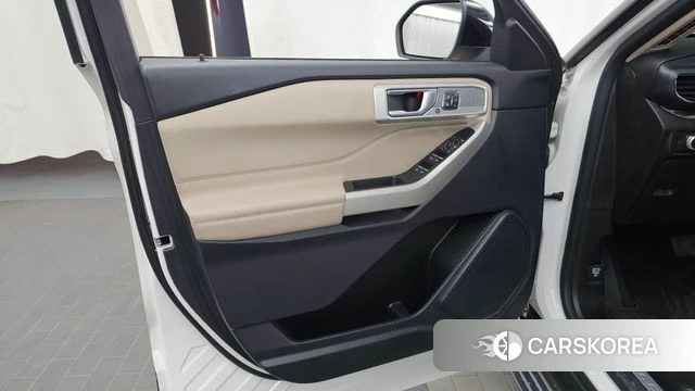 Ford Explorer 6th Generation id 4469637 из Кореи 16