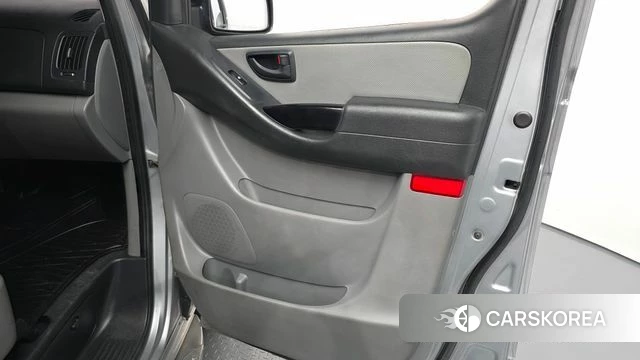 Hyundai The New Grand Starex id 4632892 из Кореи 16