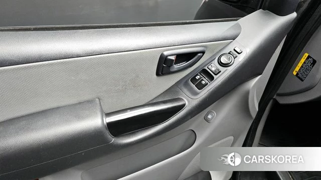 Hyundai The New Grand Starex id 4397897 из Кореи 16