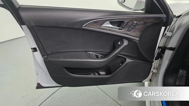 Audi New A6 id 4417275 из Кореи 16