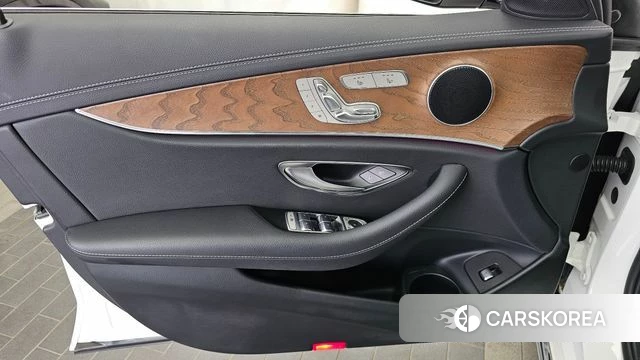Mercedes-Benz E-Class W213 id 4501696 из Кореи 16