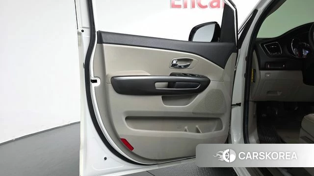Kia The New Carnival id 4430499 из Кореи 16