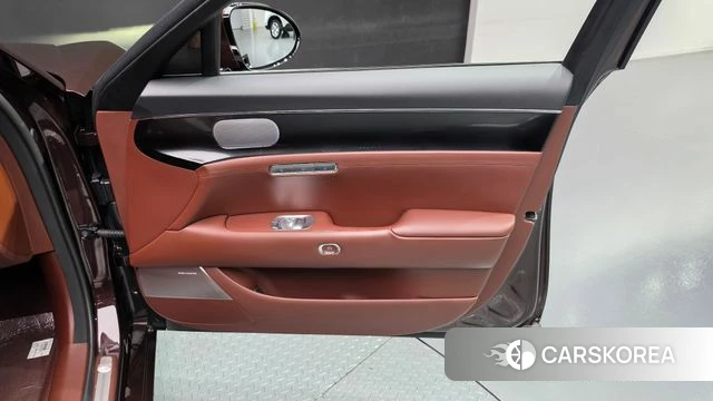 Genesis G90 (RS4) id 4848518 из Кореи 16