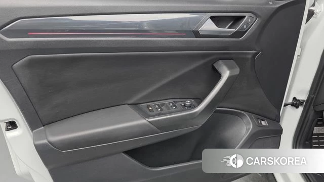Volkswagen T-Roc id 4614324 из Кореи 16