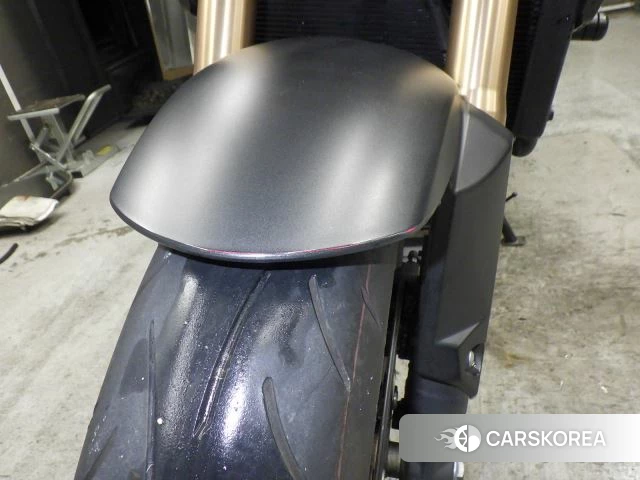 Honda CB650R id 3950060 из Японии 16