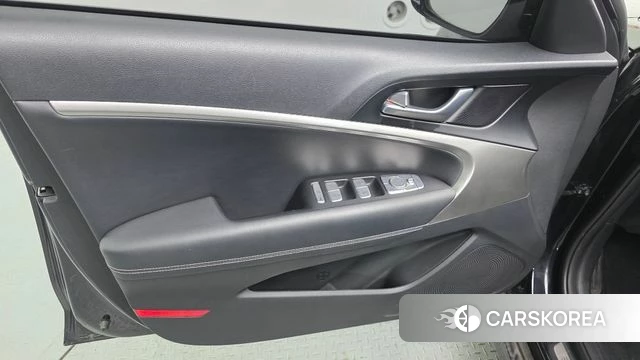 Genesis G70 id 4362492 из Кореи 16