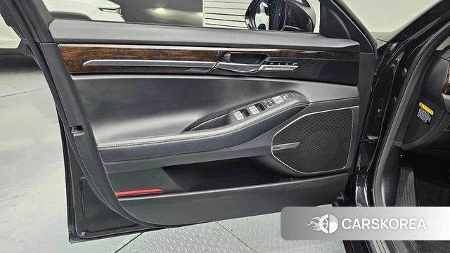 Genesis G90 id 4895250 из Кореи 16