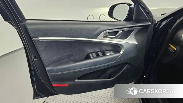 Genesis G70 id 4465145 из Кореи 16