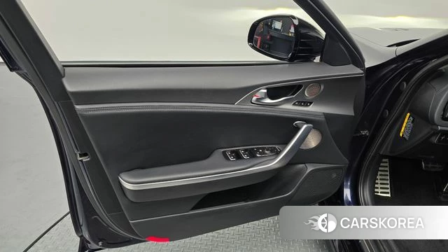 Kia Stinger id 4425072 из Кореи 16