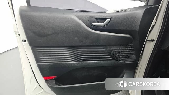 Hyundai Staria id 4675988 из Кореи 16