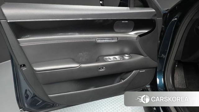 Genesis G90 (RS4) id 4697220 из Кореи 16