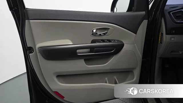 Kia The New Carnival id 4458907 из Кореи 16