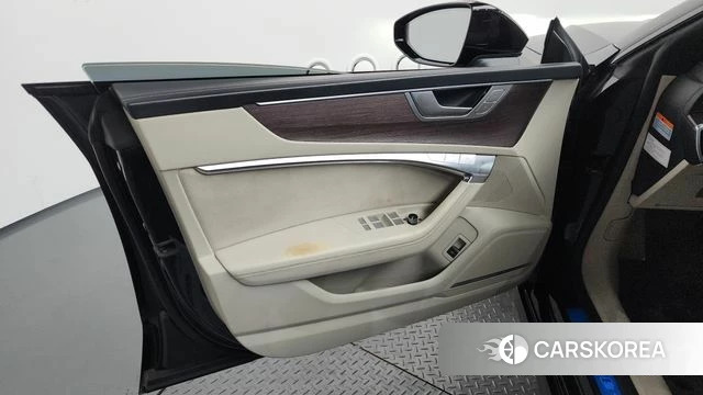 Audi A7 (4K) id 4572886 из Кореи 16