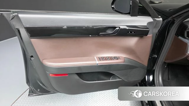 Hyundai Grandeur (GN7) id 4711387 из Кореи 16