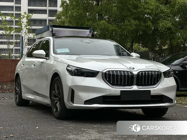 BMW i5 id 4275940 из Китая 16