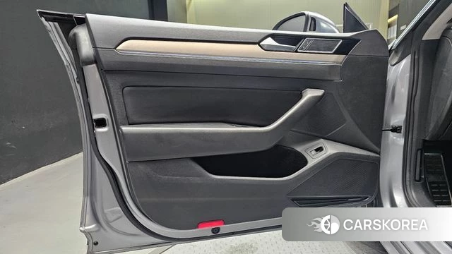 Volkswagen Arteon id 4688638 из Кореи 16