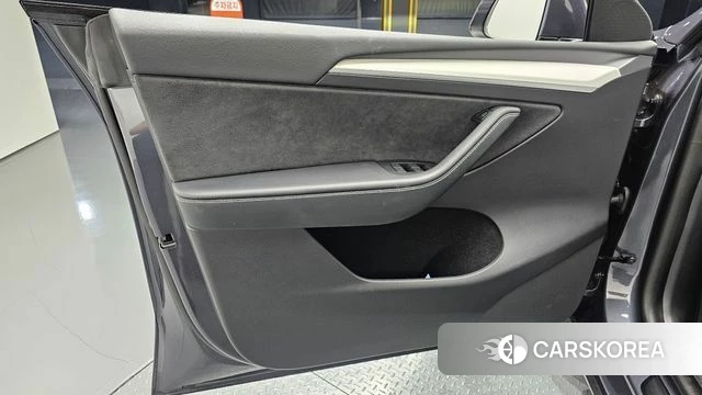 Tesla Model Y id 4480632 из Кореи 16