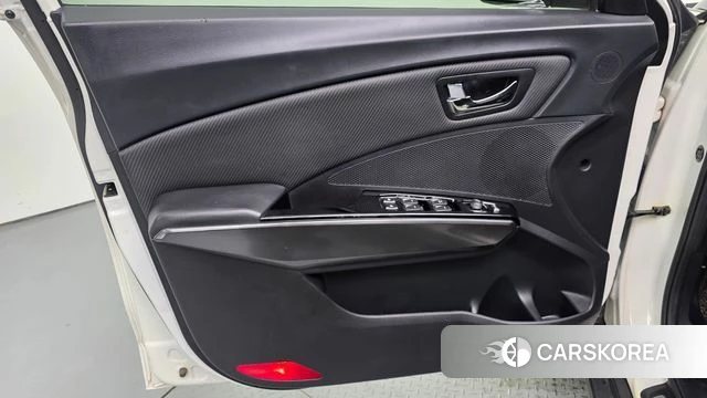 Ssangyong Berry New Tivoli id 4907190 из Кореи 16