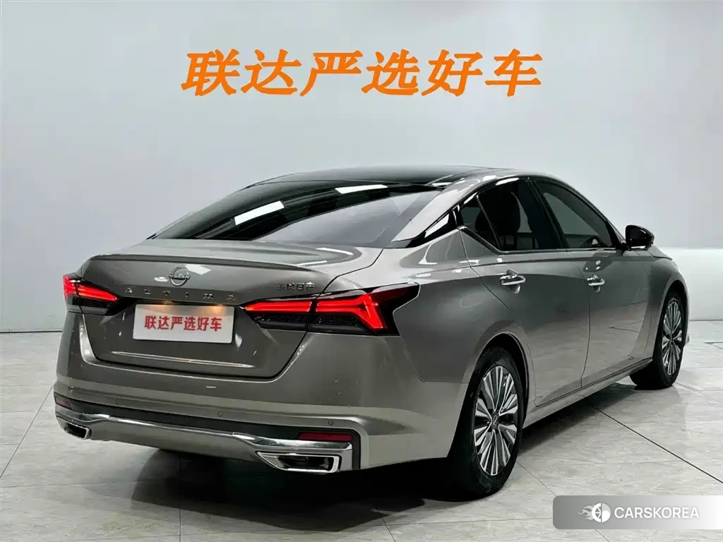 Nissan Altima id 4559732 из Китая 16