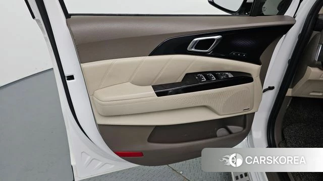 Kia Carnival 4th generation id 4525038 из Кореи 16