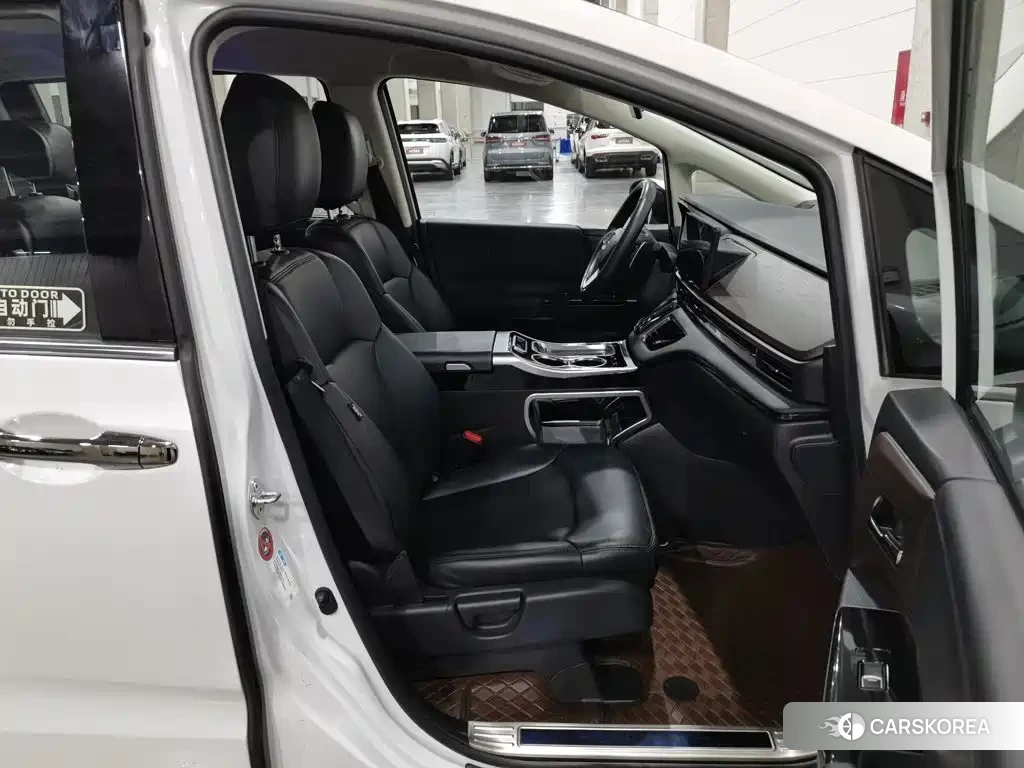Honda Odyssey id 4680767 из Китая 16