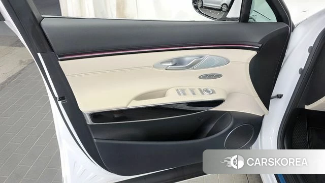 Genesis GV70 id 4700954 из Кореи 16