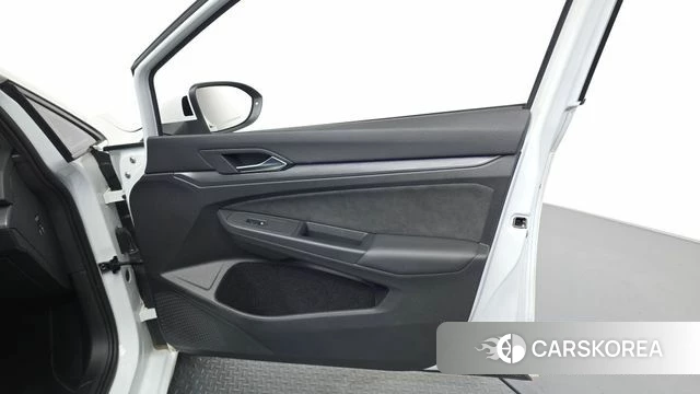 Volkswagen Golf 8th Generation id 4719842 из Кореи 16
