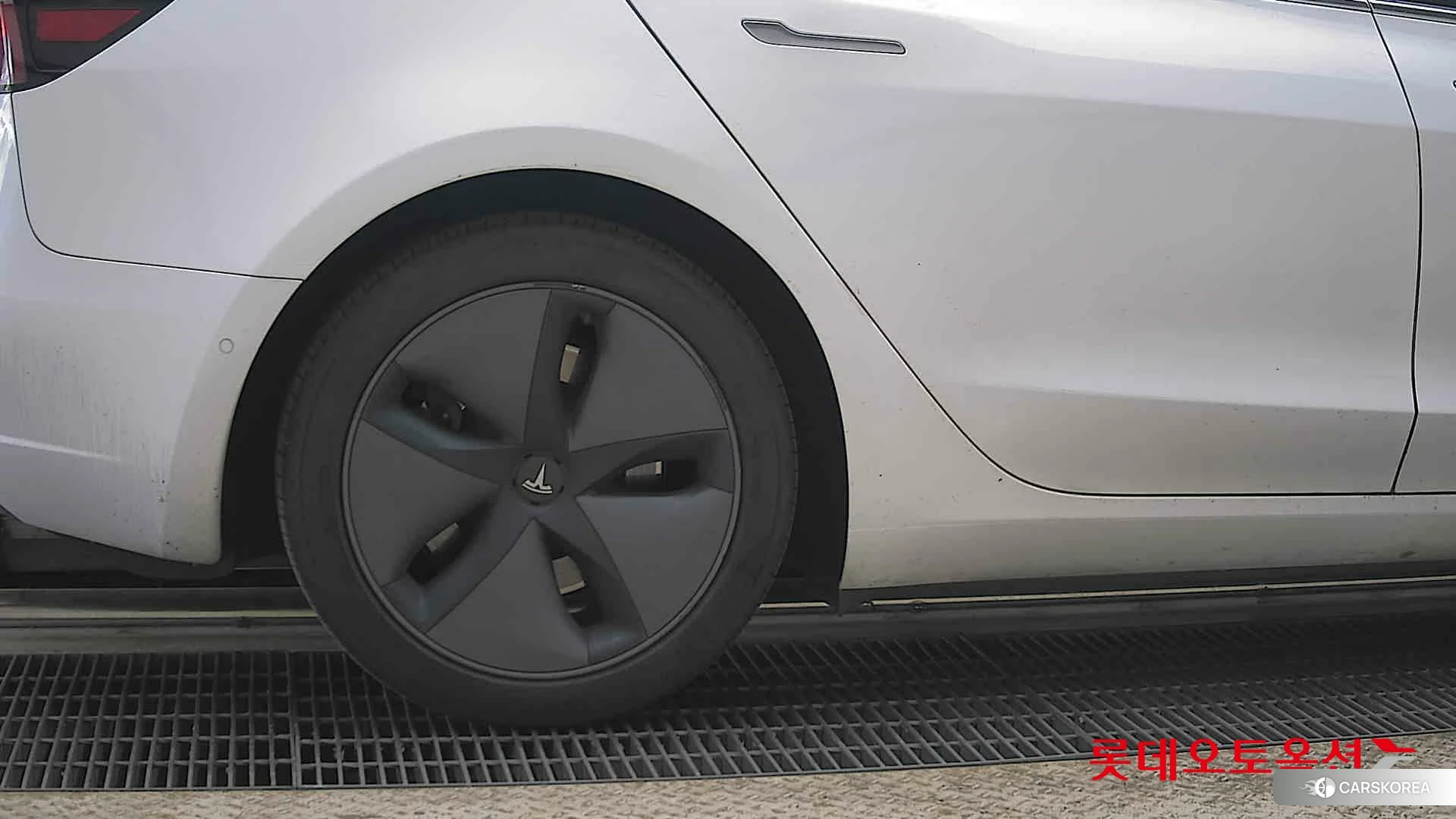 Tesla Model 3 Long Range id 4289295 из Кореи 16