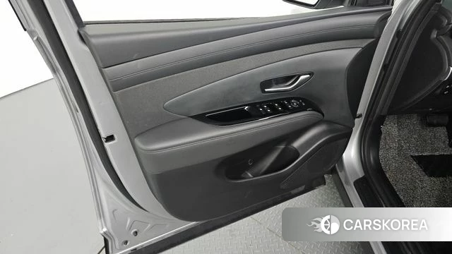 Hyundai The New Tucson (NX4) id 4539632 из Кореи 16