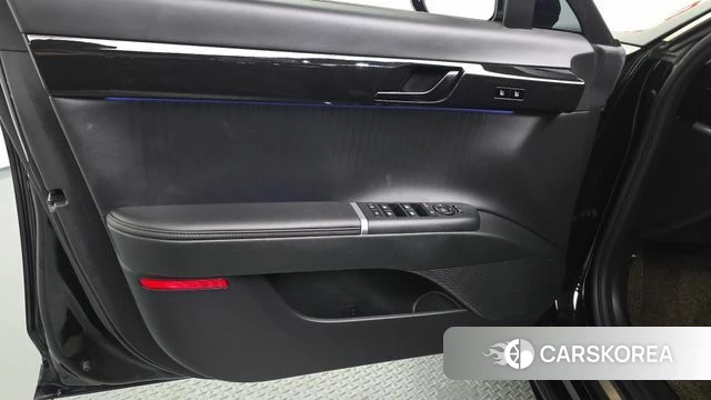 Hyundai Grandeur Hybrid (GN7) id 4603085 из Кореи 16