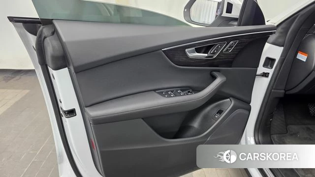 Audi Q8 (4M) id 4554987 из Кореи 16