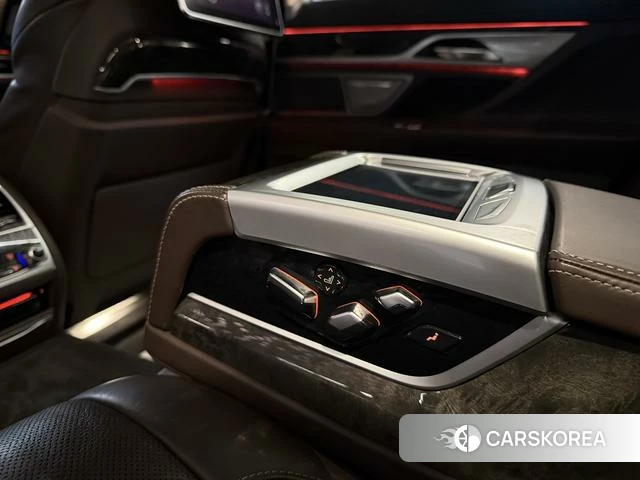 BMW 7 series id 4208956 из Китая 16
