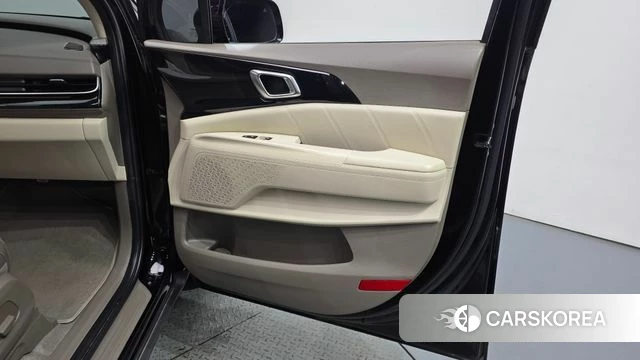 Kia The New Carnival 4th Generation id 4602640 из Кореи 16
