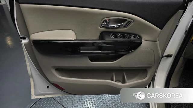 Kia The New Carnival id 4610172 из Кореи 16